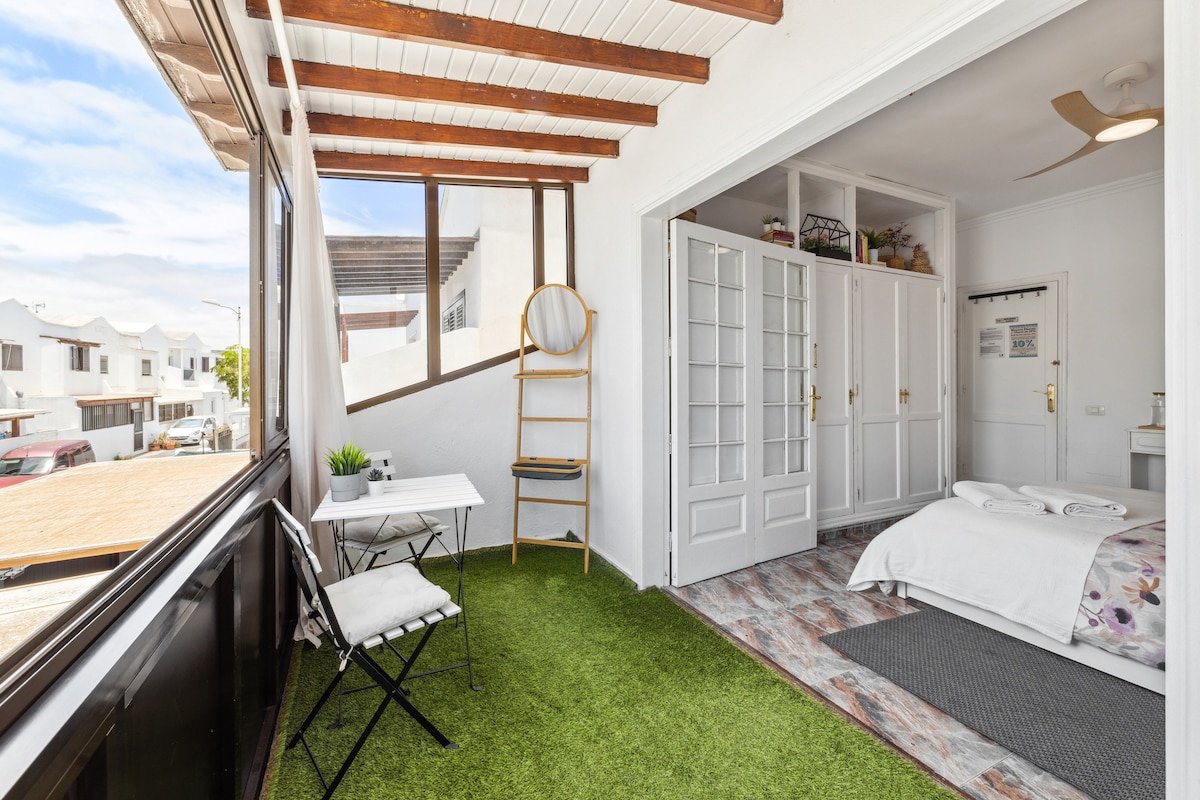 57b79008-f105-42c3-8139-bb3a5349b38c