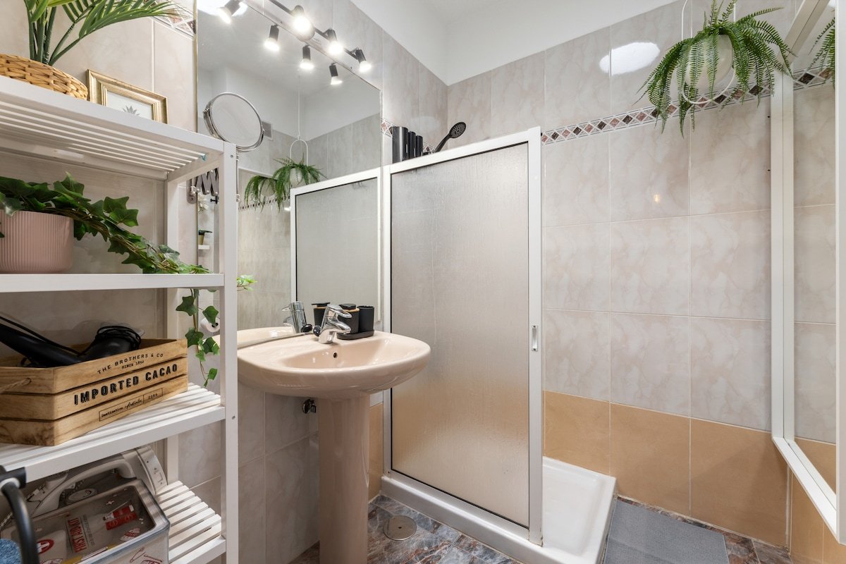 cc686749-152e-4942-9d0b-e82c0ff99f77